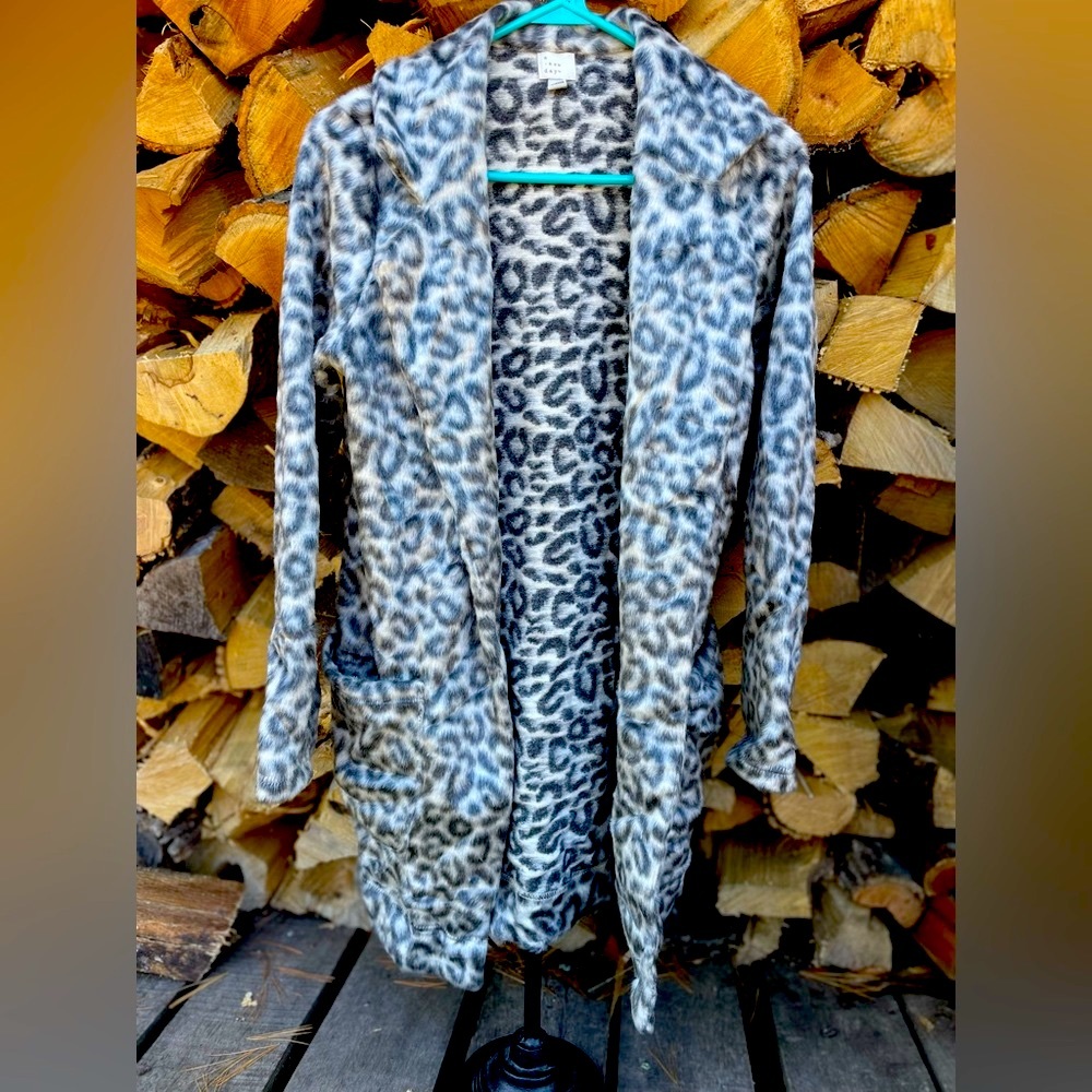 A new day size small 
Cheetah leopard print coat